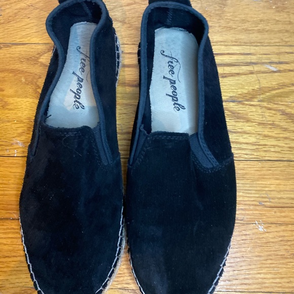FREE PEOPLE SUEDE ESPADRILLE - Picture 2 of 3